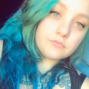 Meet your Posher, Kaycie